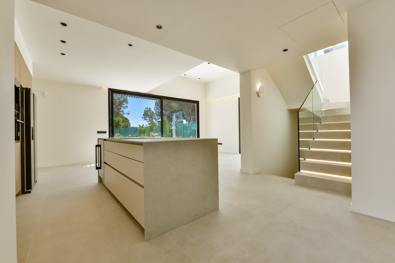Modern Key-Ready Villas with Spacious Interiors and Landscaped Gardens
