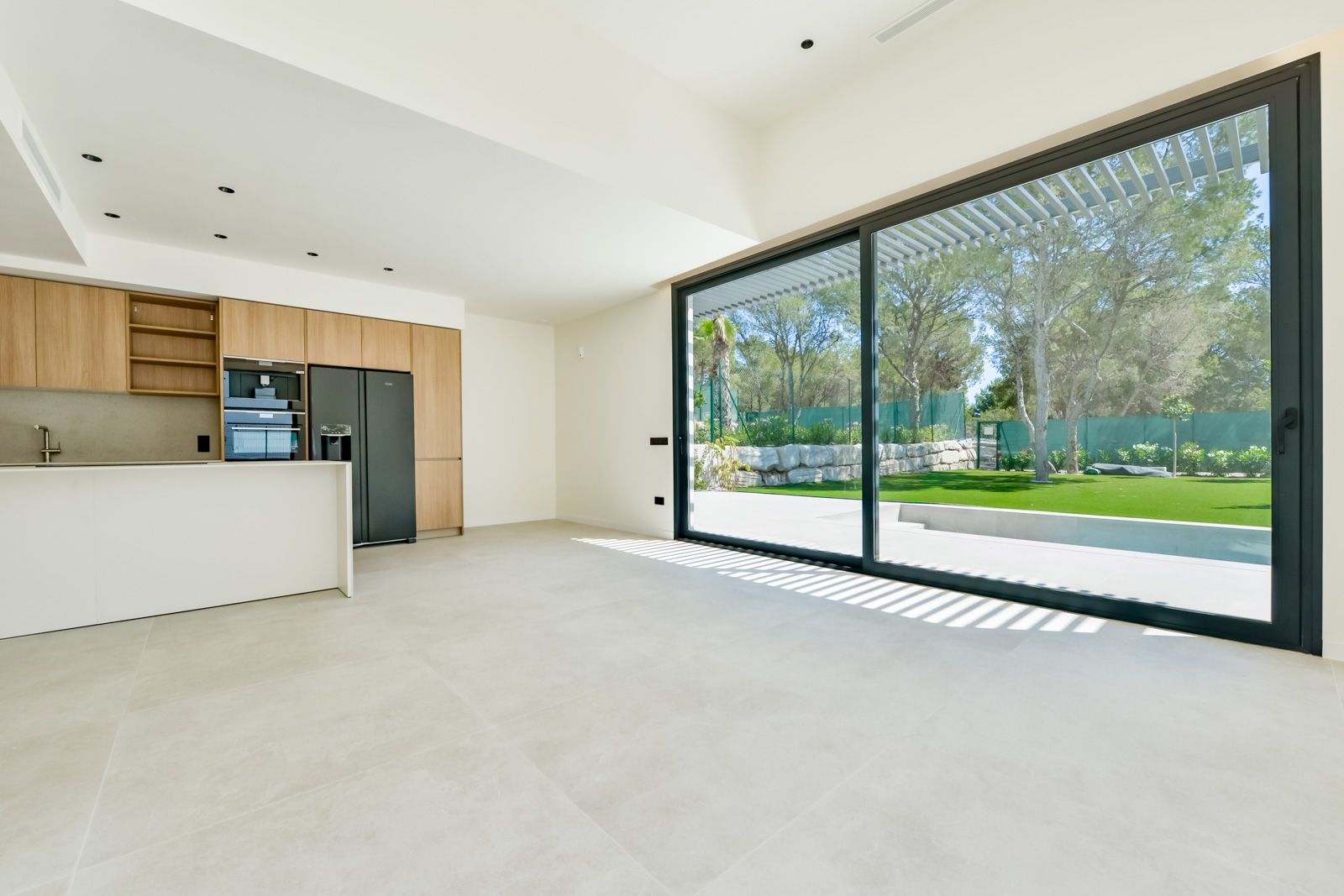 Modern Key-Ready Villas with Spacious Interiors and Landscaped Gardens
