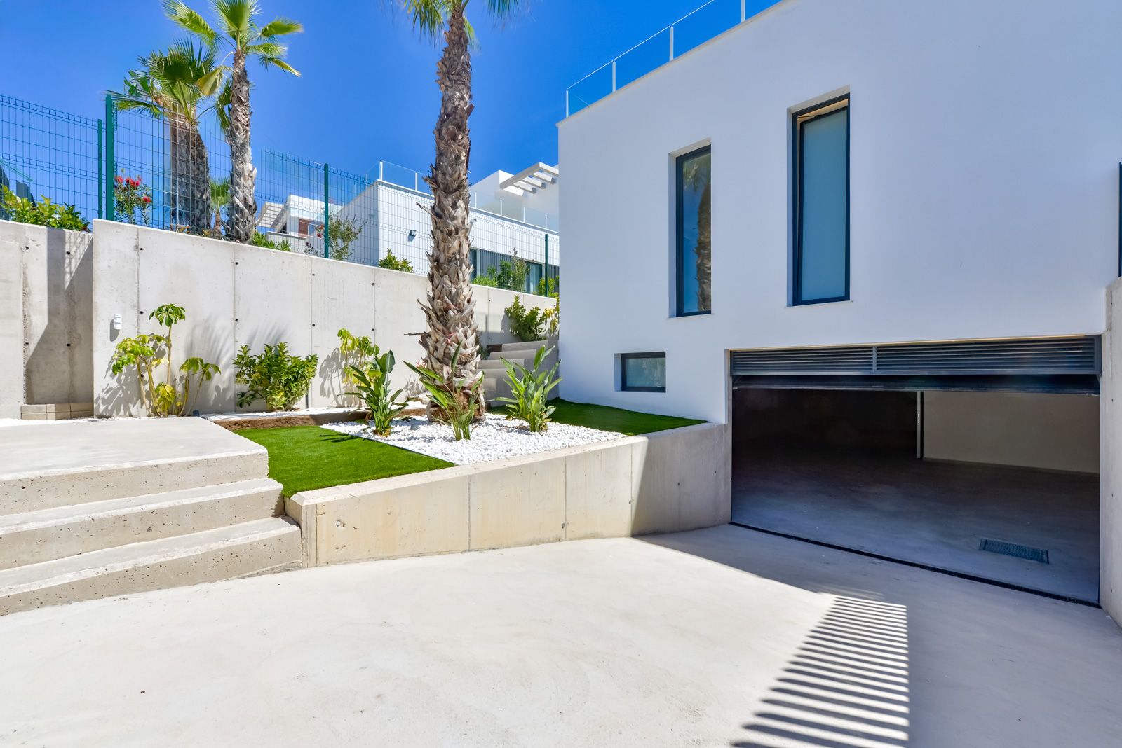 Modern Key-Ready Villas with Spacious Interiors and Landscaped Gardens