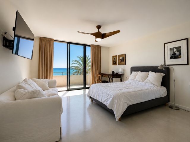1414DA - Exclusive Frontline Residence on the Mediterranean Sea