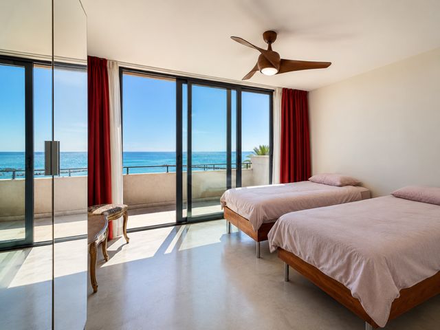 1414DA - Exclusive Frontline Residence on the Mediterranean Sea
