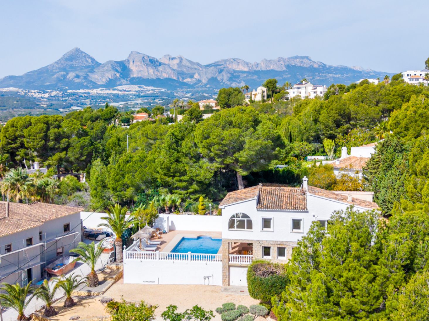 1415NS - Mediterranean villa with sea views and Ibizan charm in Altea