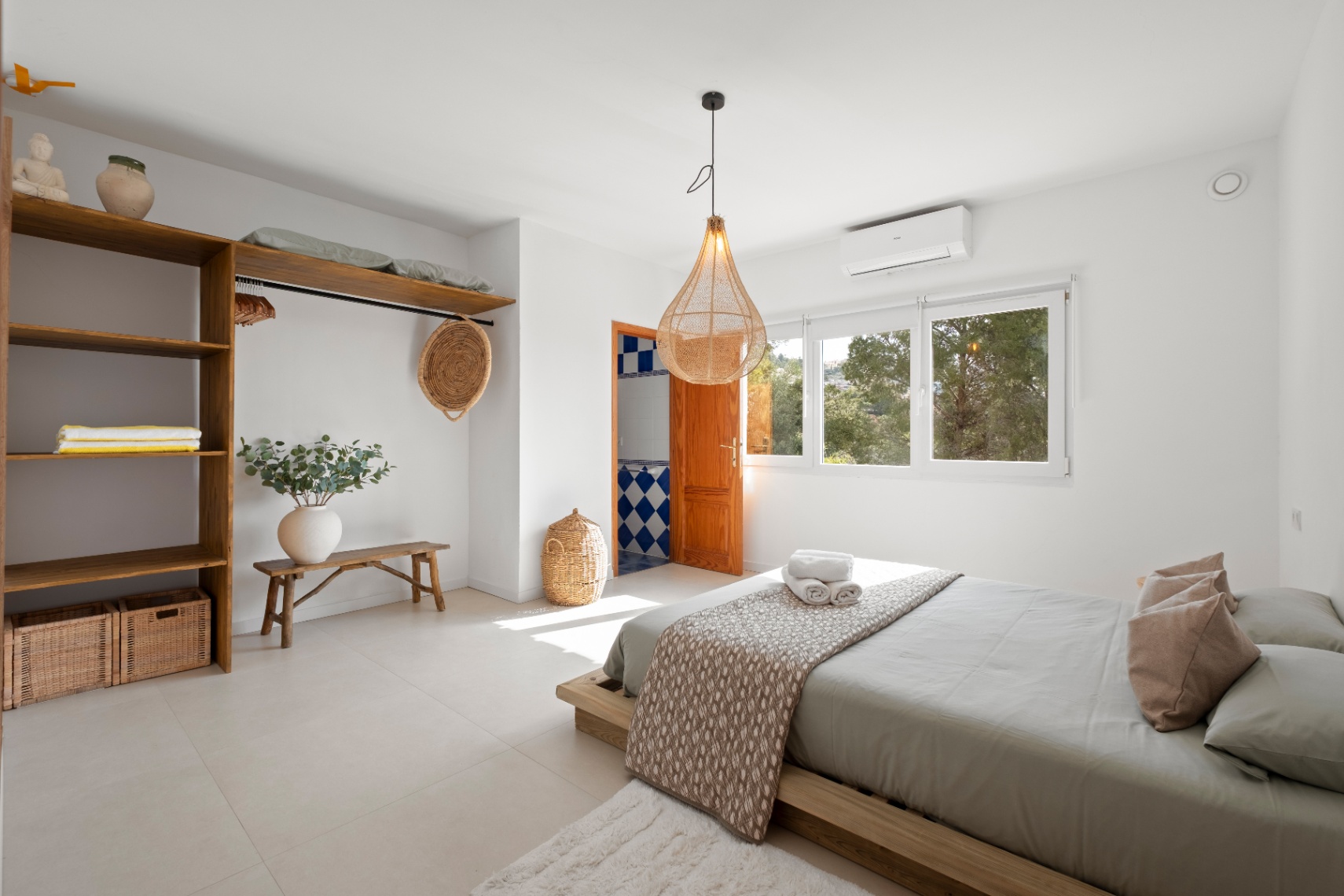 1415NS - Mediterranean villa with sea views and Ibizan charm in Altea