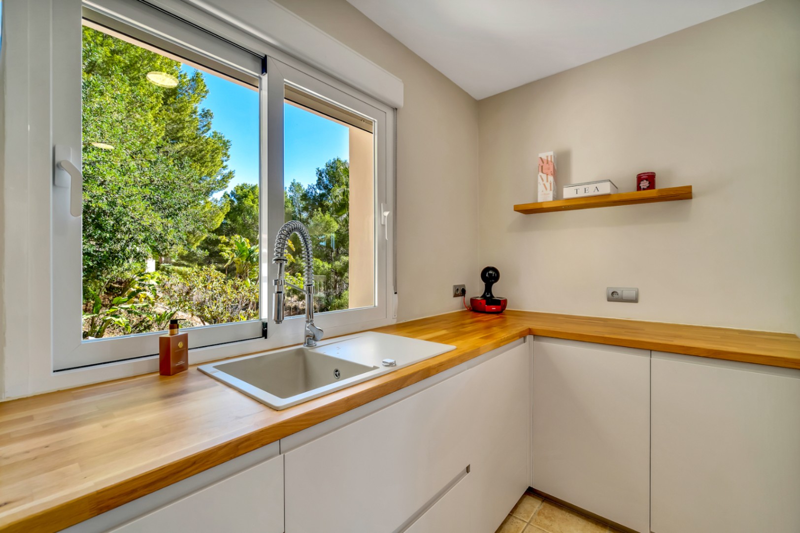 1416DA - Mediterranean Villa with Heated Pool and Privacy Near Altea Golf