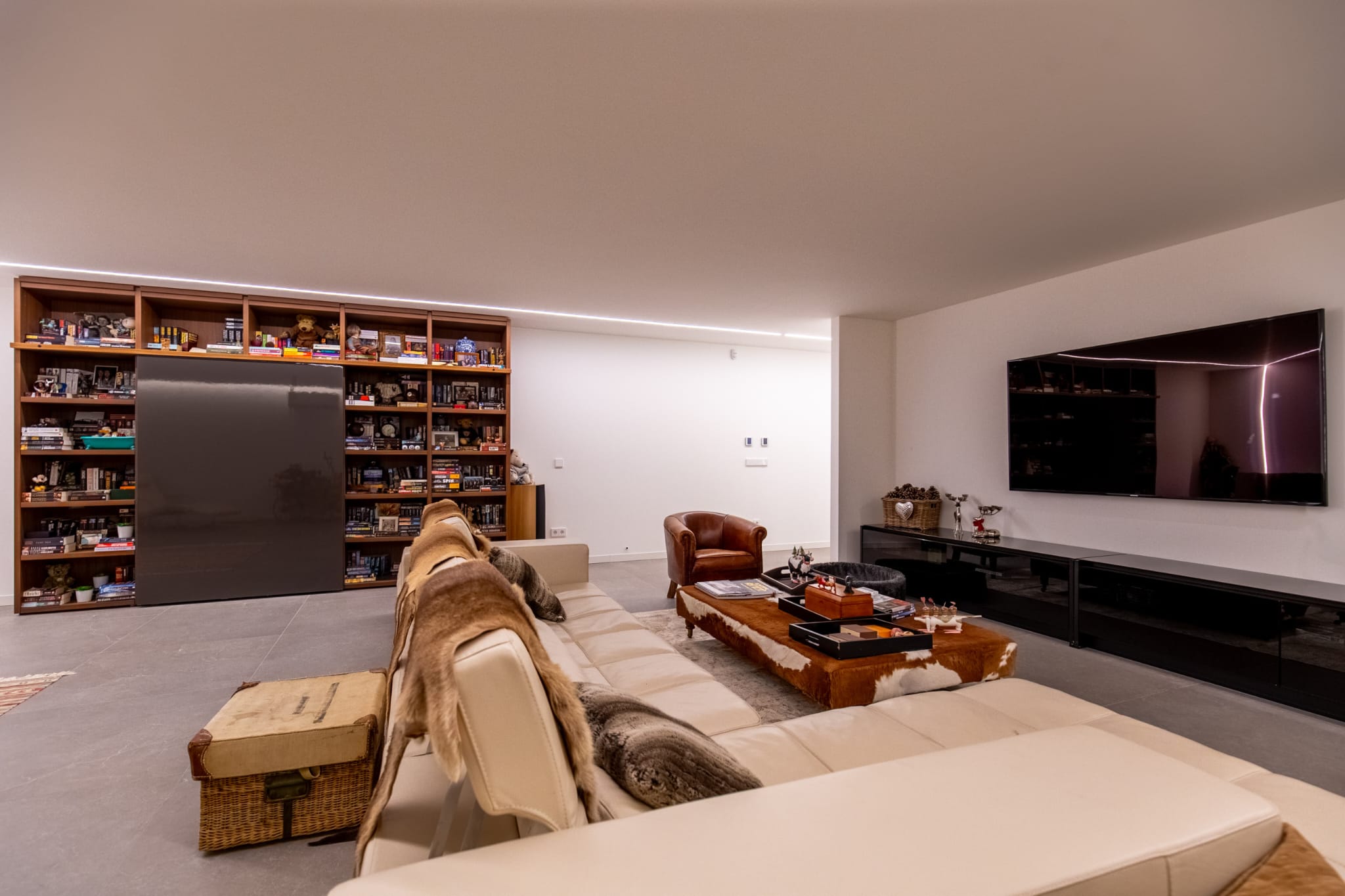 1242NS - Exceptional Modern Villa with Panoramic Sea Views in Sierra Altea