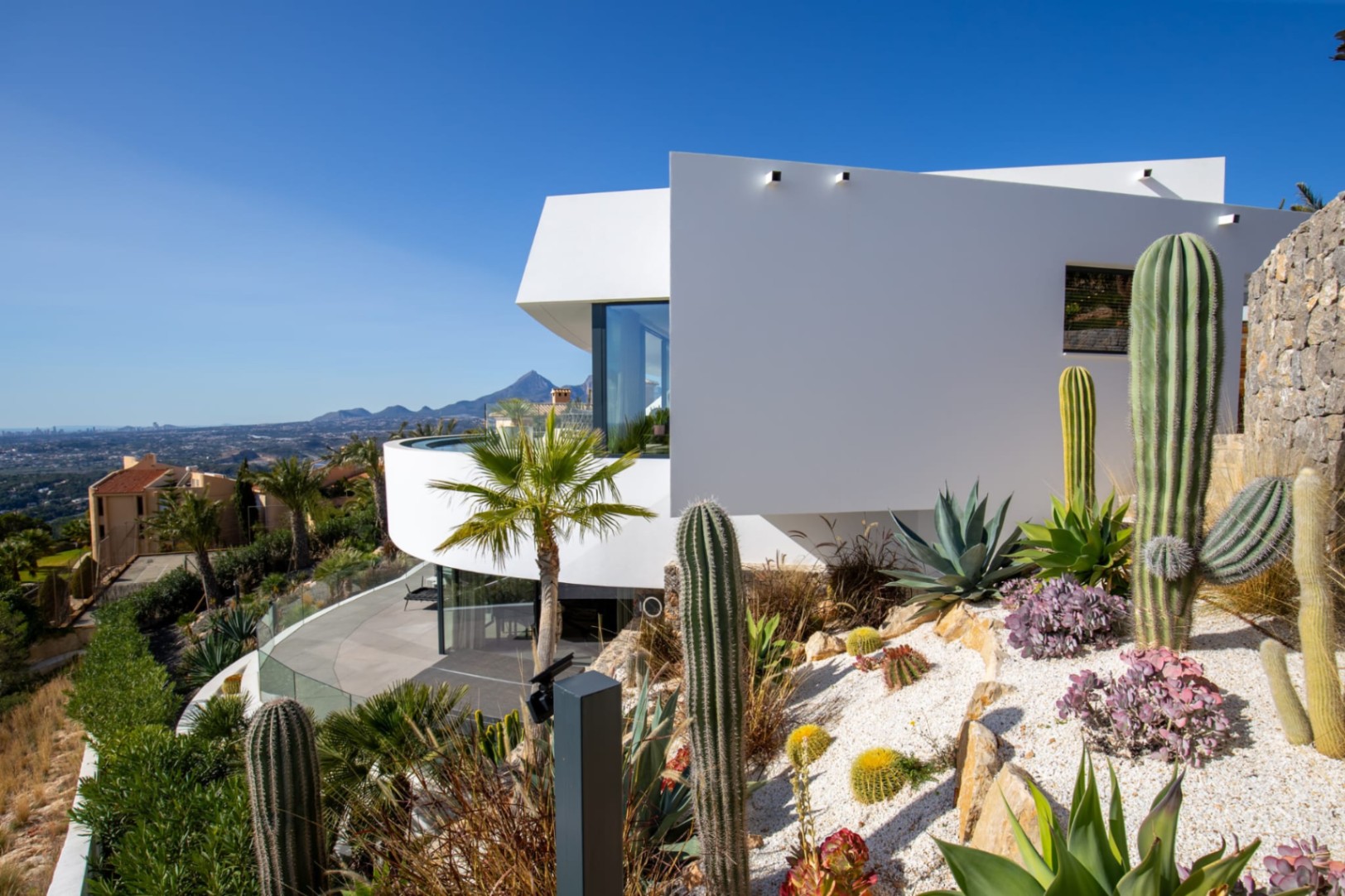 1242NS - Exceptional Modern Villa with Panoramic Sea Views in Sierra Altea