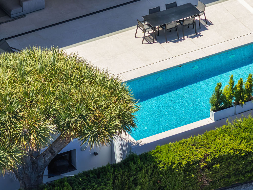 Luxury Villa with Panoramic Sea Views near the Heart of Albir