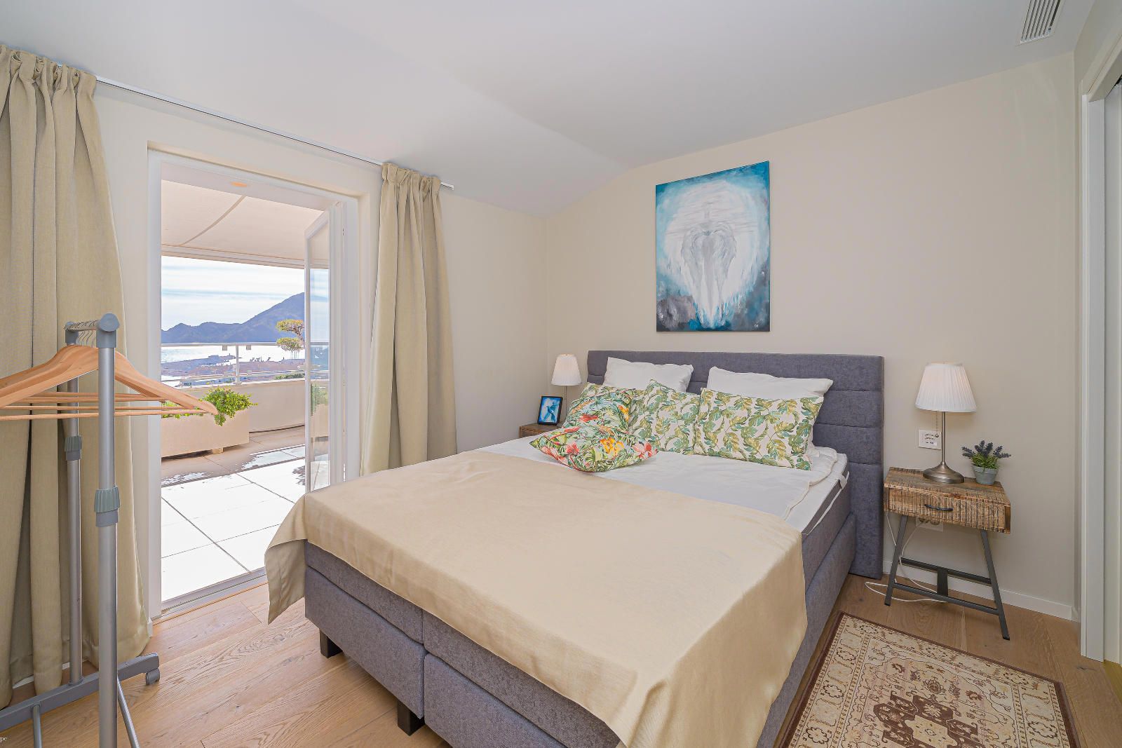Fully Renovated Luxury Penthouse with Panoramic Sea Views in the Heart of Altea