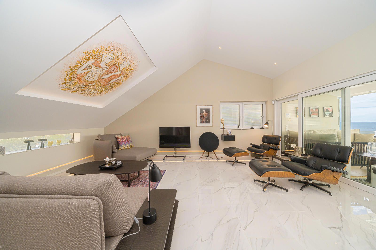 Fully Renovated Luxury Penthouse with Panoramic Sea Views in the Heart of Altea
