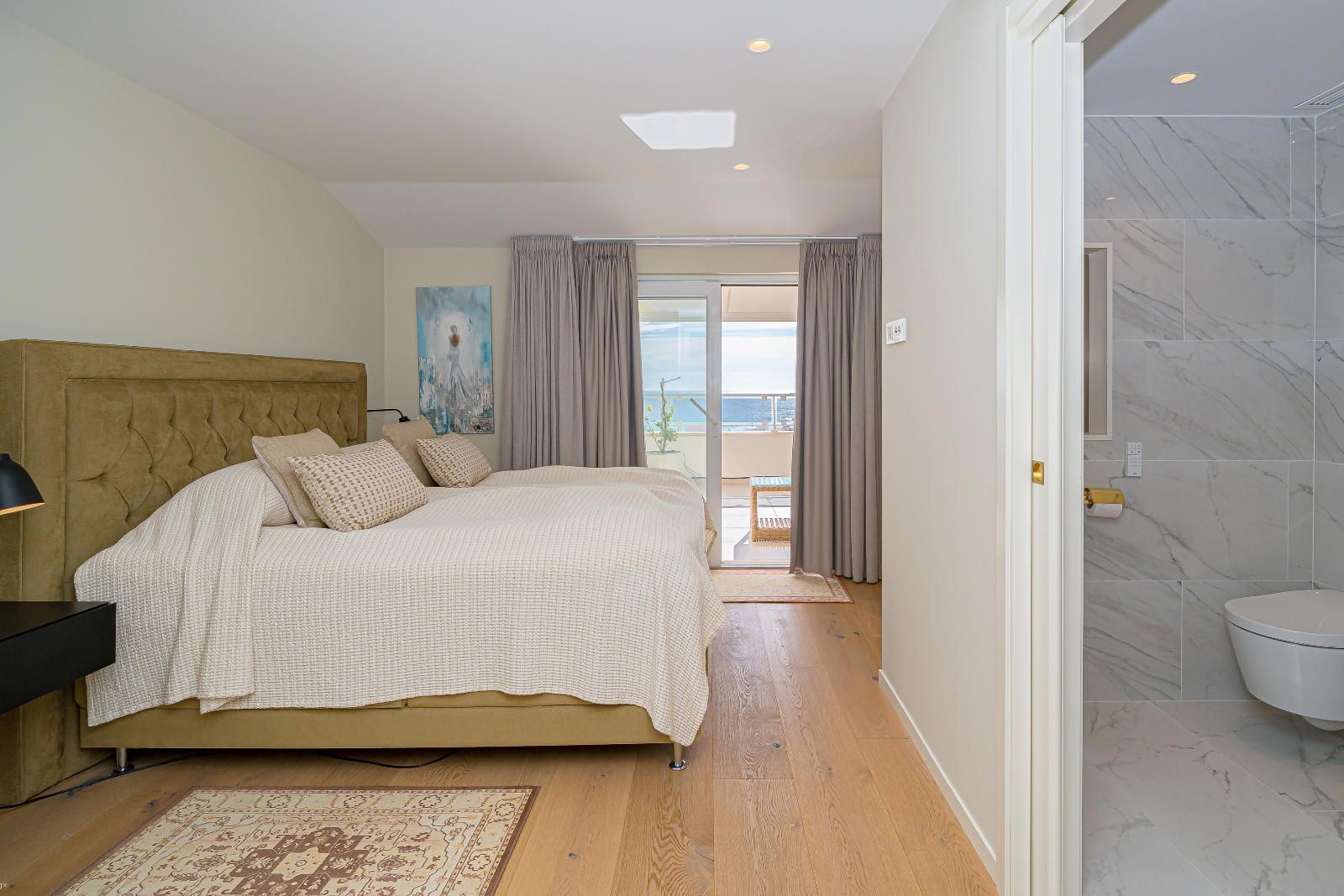 Fully Renovated Luxury Penthouse with Panoramic Sea Views in the Heart of Altea