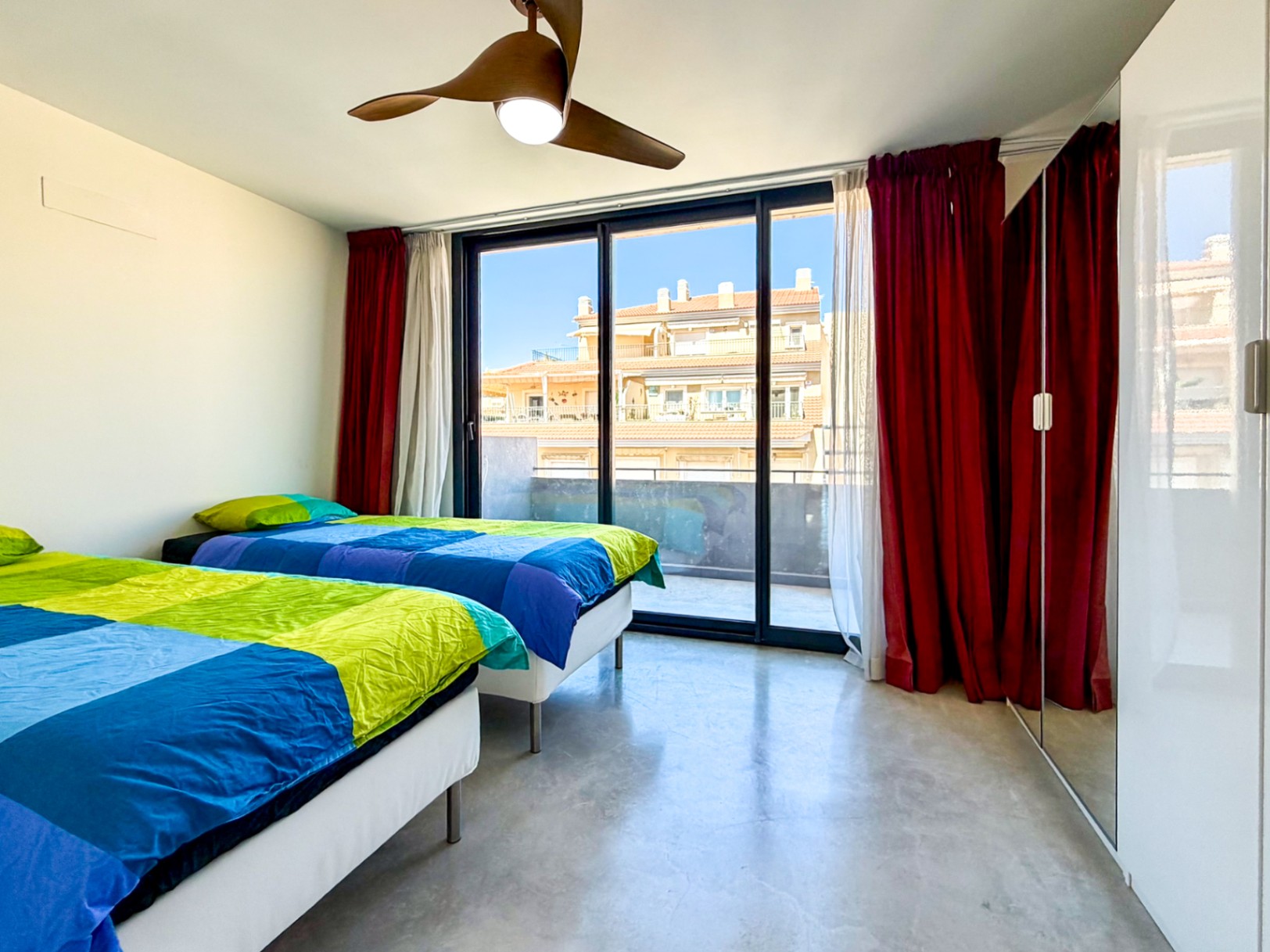 Exclusive Frontline Residence in El Campello