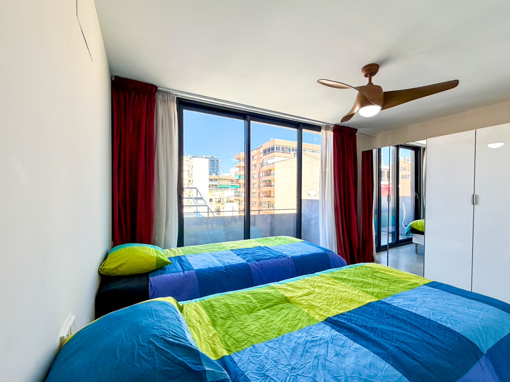 Exclusive Frontline Residence in El Campello