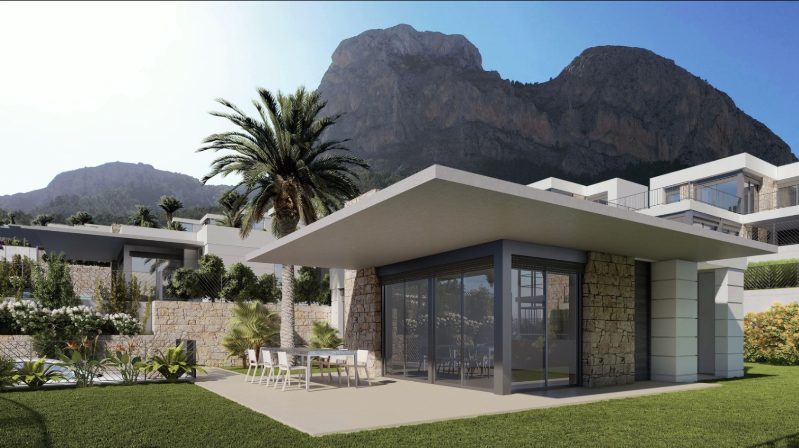 Single-storey villa with a spacious covered terrace and private pool in Polop.