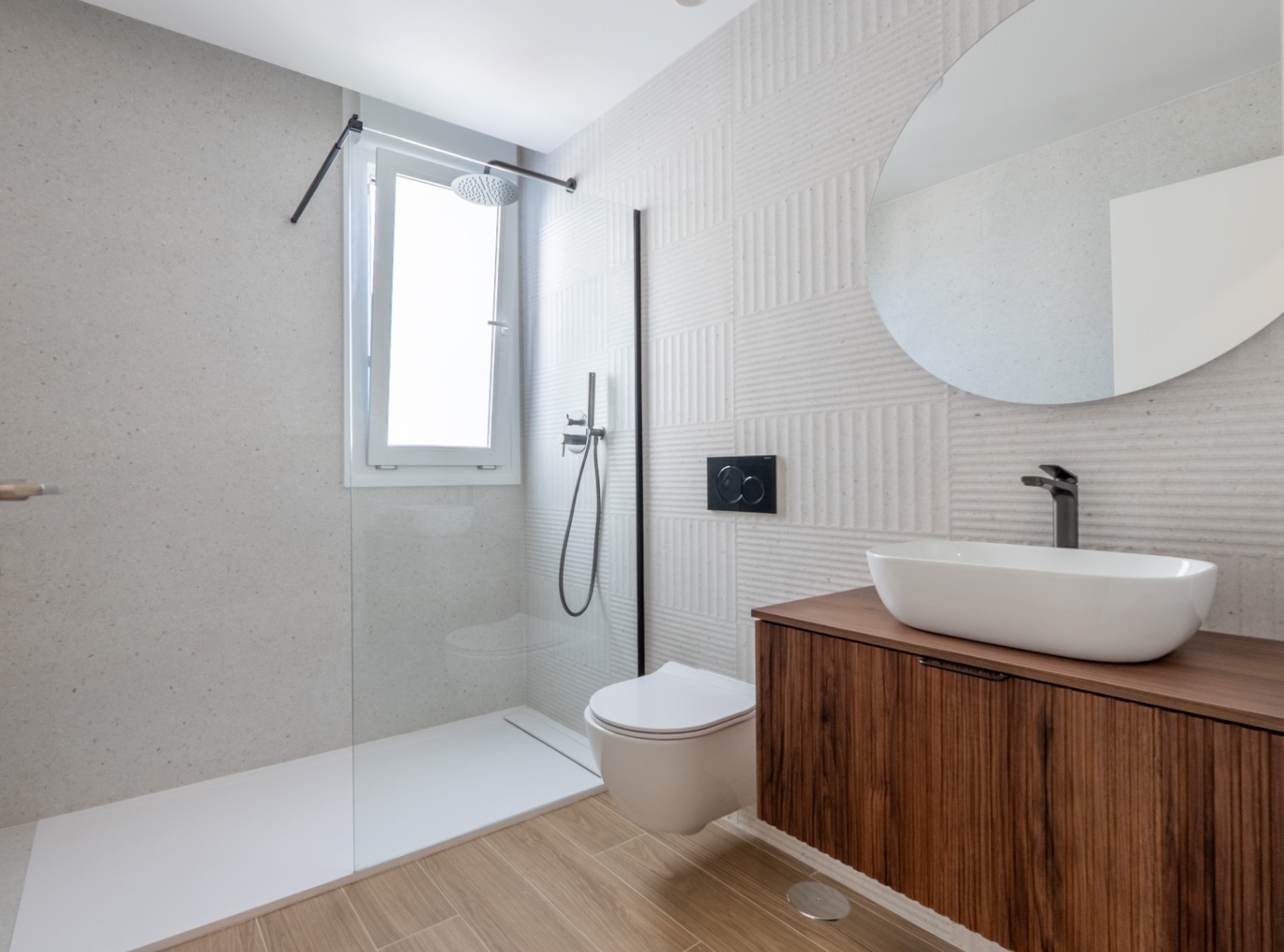 Single-storey new build villa with private pool in Polop