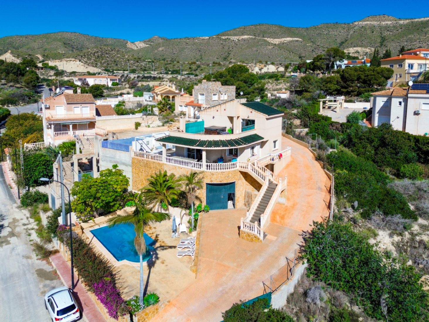 1386DA - Mediterrane Villa mit Meerblick, in Strandnähe, in Cala D'or, Campello