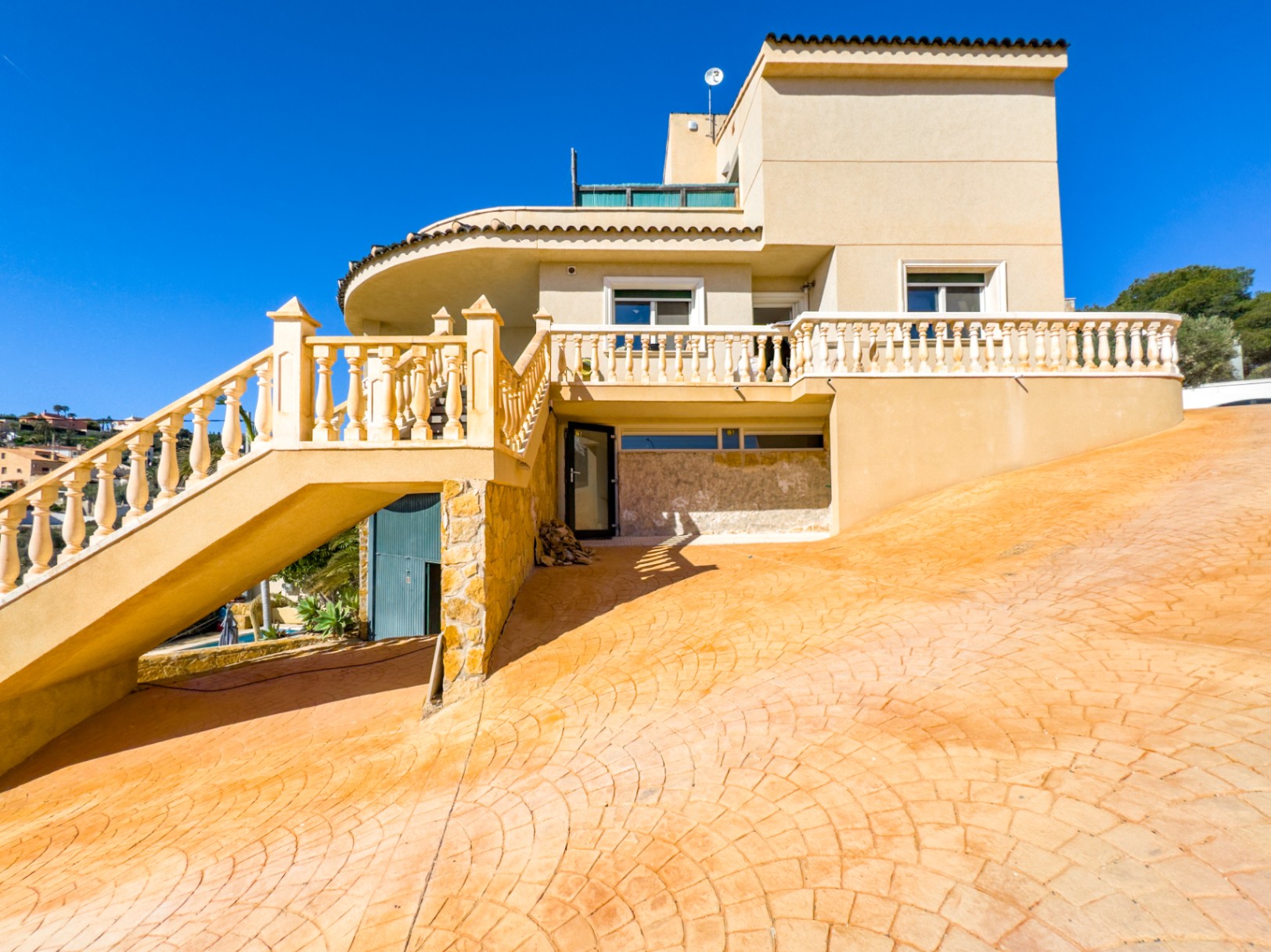 1386DA - Mediterrane Villa mit Meerblick, in Strandnähe, in Cala D'or, Campello