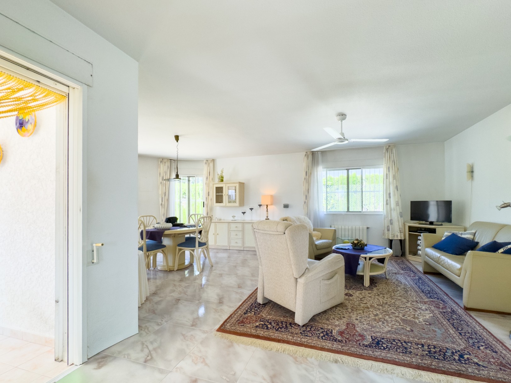 1389DA - Villa de plain-pied avec piscine privée sur un terrain de 750 m² à La Nucía