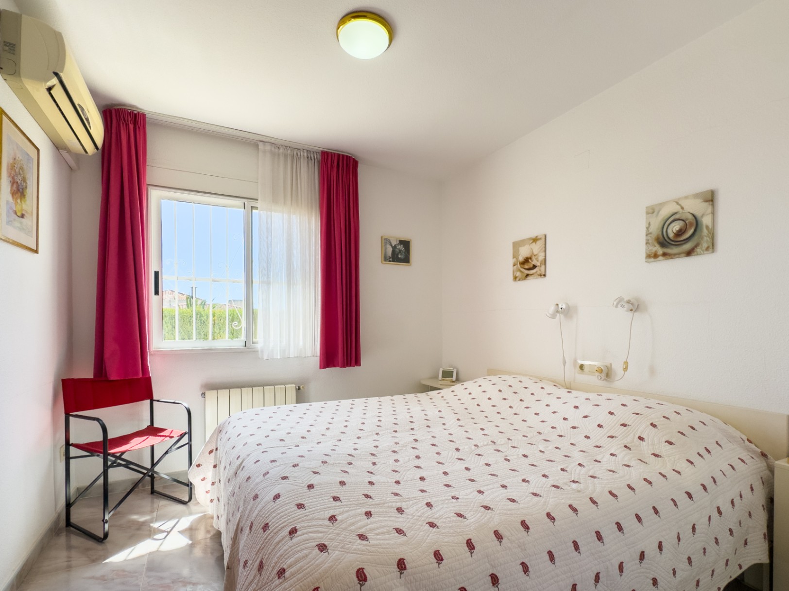 1389DA - Villa de plain-pied avec piscine privée sur un terrain de 750 m² à La Nucía