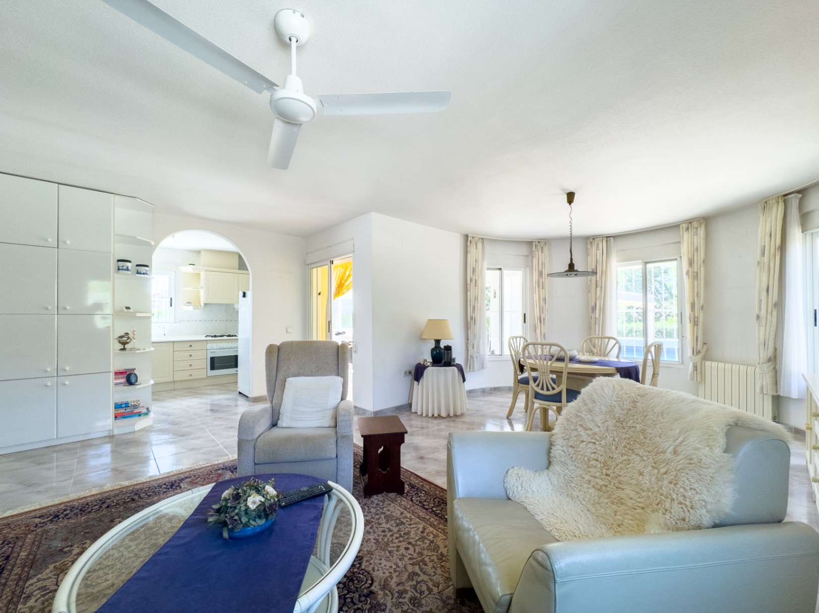 1389DA - Villa de plain-pied avec piscine privée sur un terrain de 750 m² à La Nucía