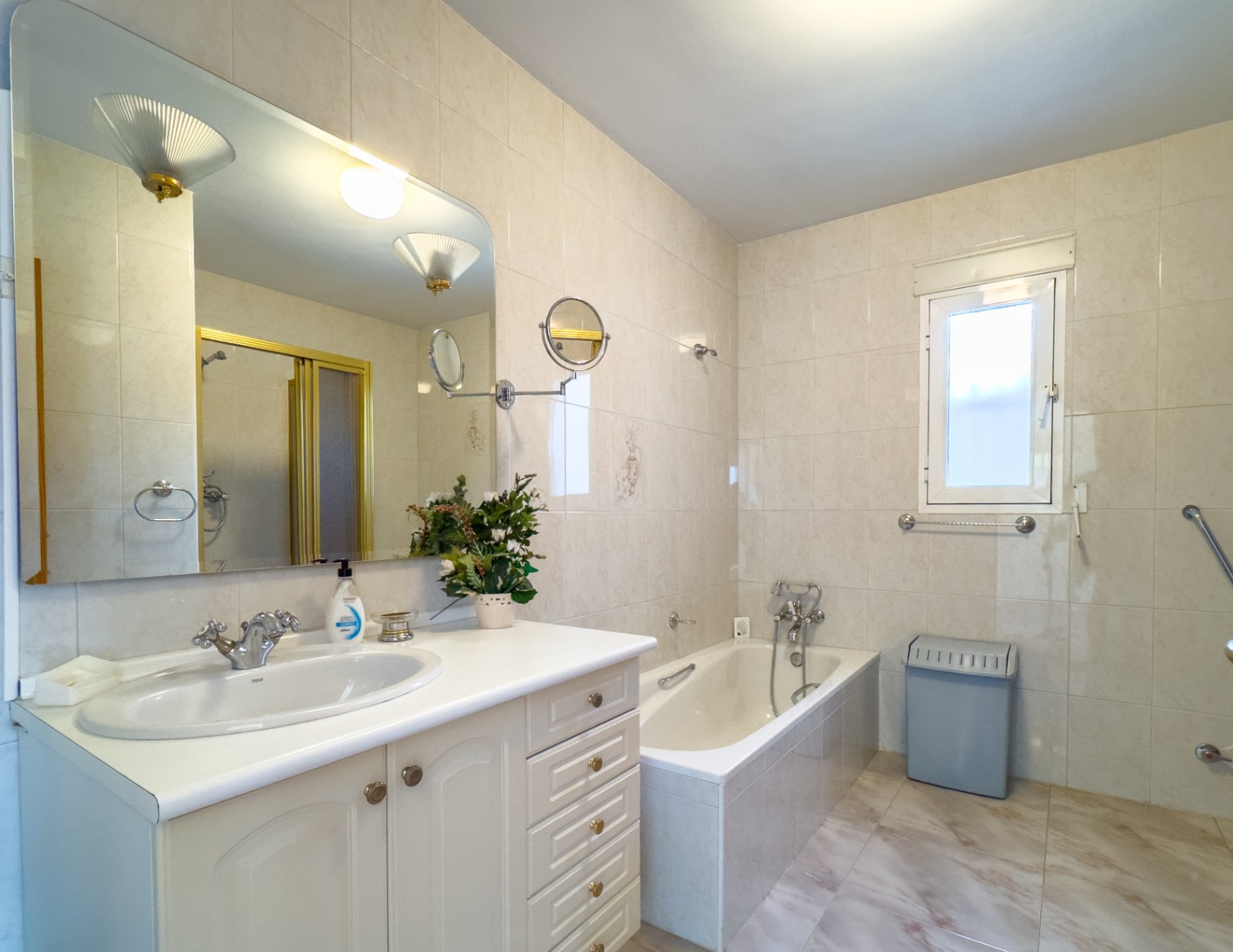 1389DA - Villa de plain-pied avec piscine privée sur un terrain de 750 m² à La Nucía