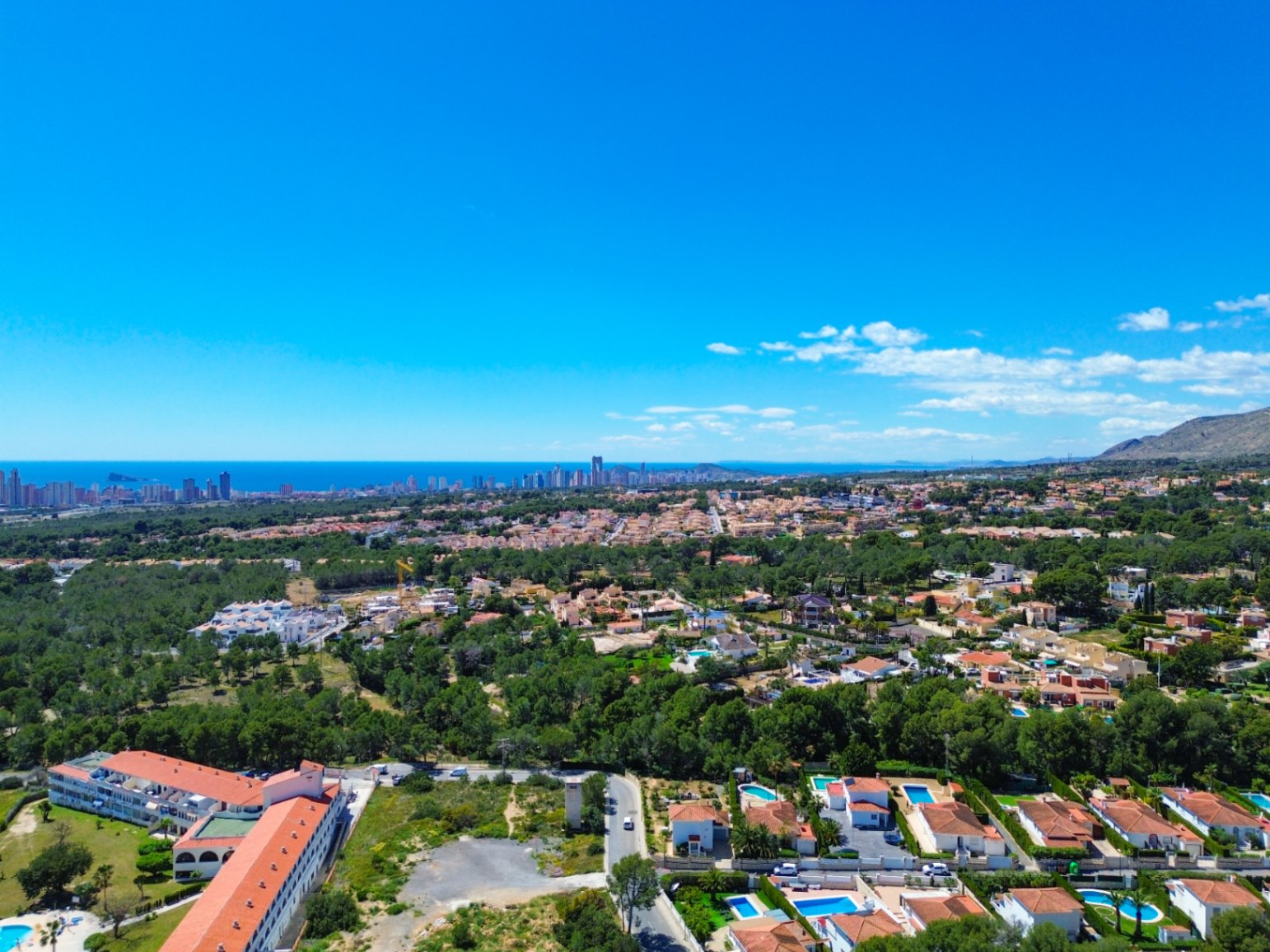1389DA - Villa de plain-pied avec piscine privée sur un terrain de 750 m² à La Nucía