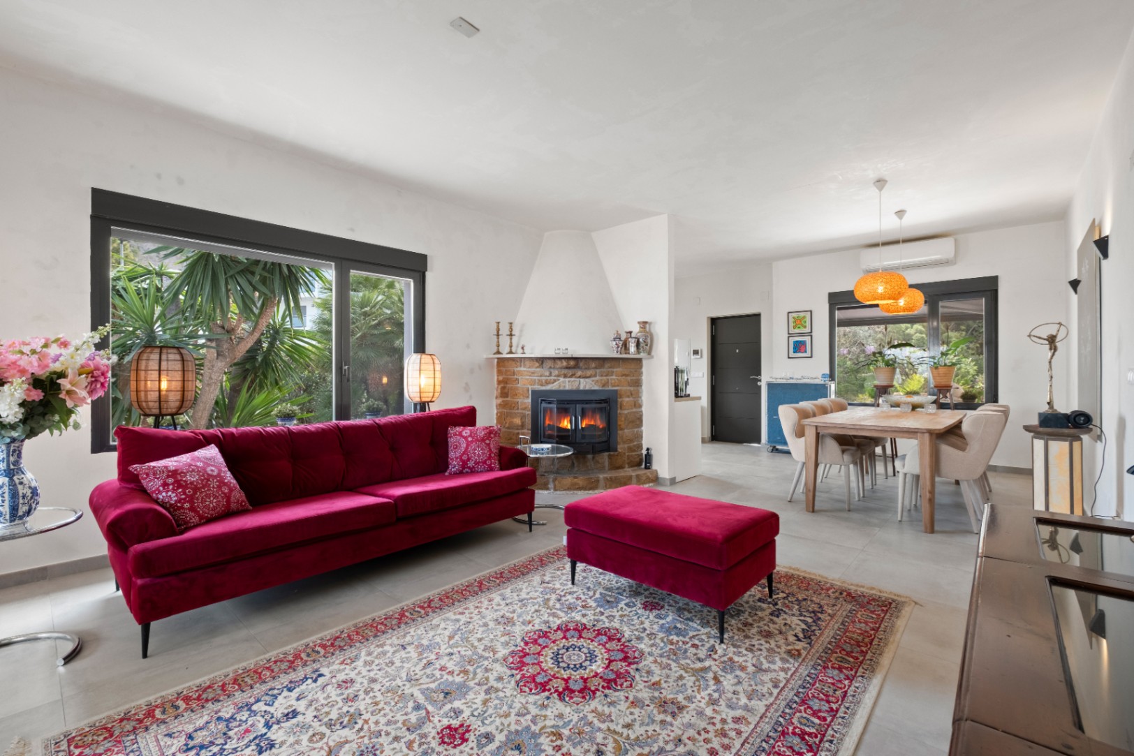 1439NS - Villa de una planta con apartamento de invitados y piscina privada en una zona tranquila de Albir, a poca distancia del centro del pueblo.