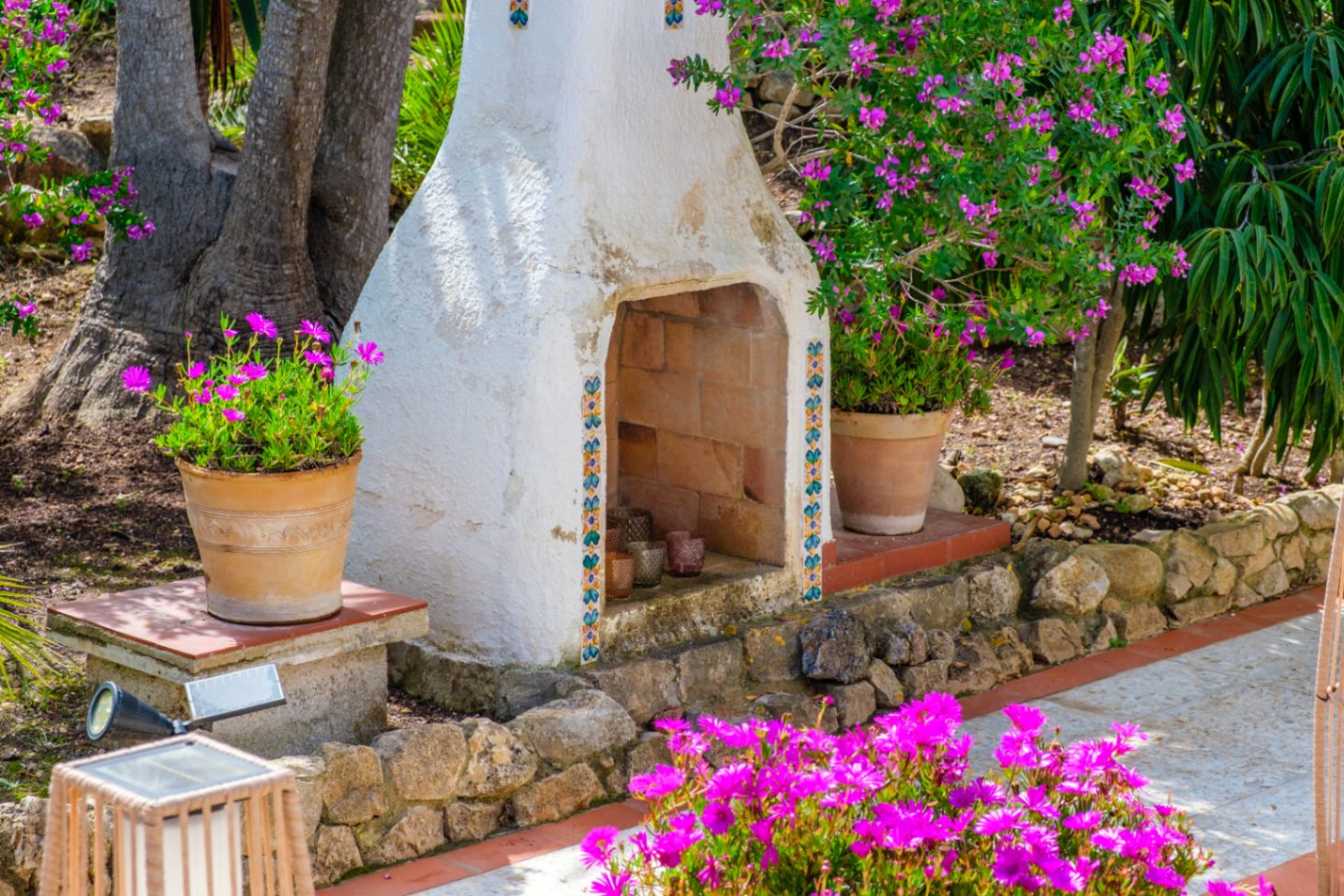 1439NS - Villa de una planta con apartamento de invitados y piscina privada en una zona tranquila de Albir, a poca distancia del centro del pueblo.